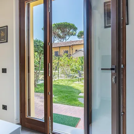 La Casina, Precious In A Unique Location, Ferienhaus *