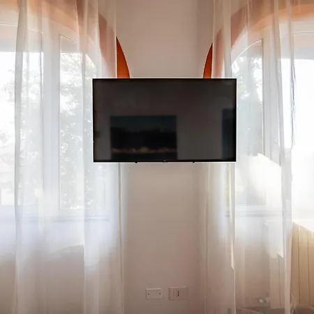 La Casina, Precious In A Unique Location, *