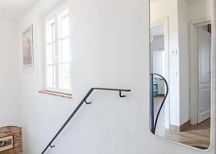 Ferienhaus La Casina, Precious In A Unique Location, Viareggio